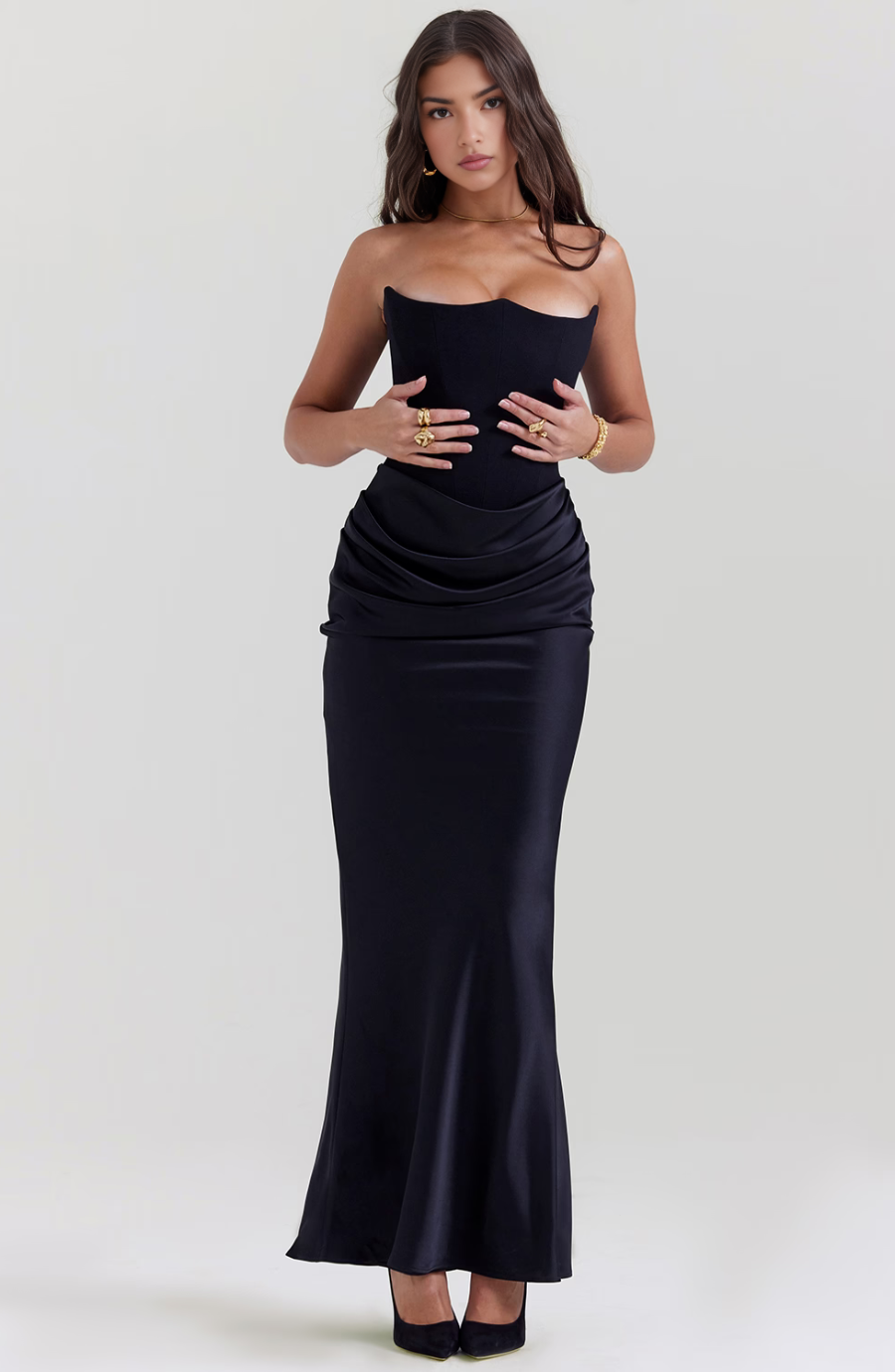 Abito da sposa senza spalline con scollo a cuore