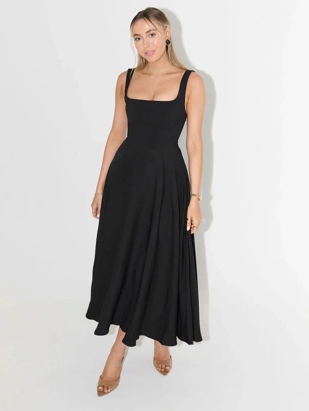 Abito estivo midi donna con scollo quadrato