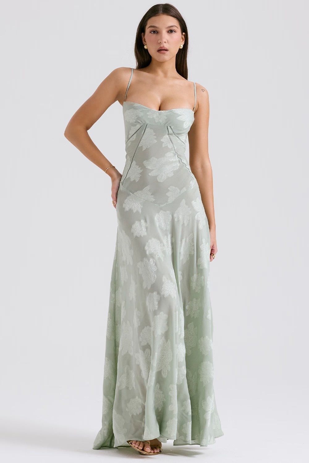 Abito lungo da donna con pizzo e schiena allacciata