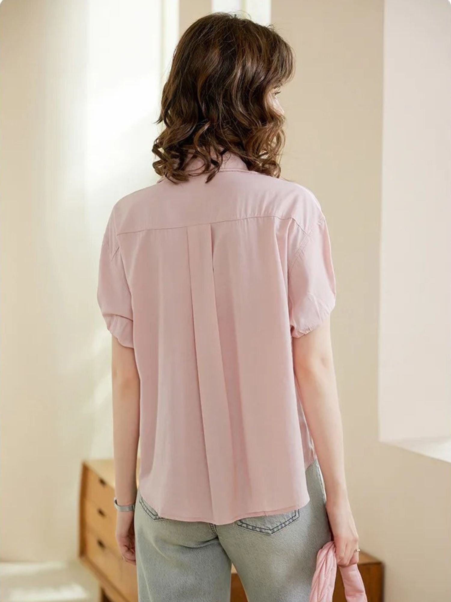Camicia donna corta con ricamo floreale