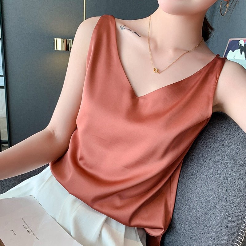 Top donna scollo a V Linea essenziale