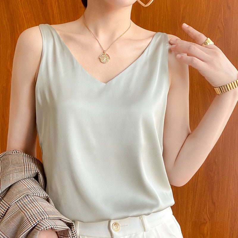 Top donna scollo a V Linea essenziale